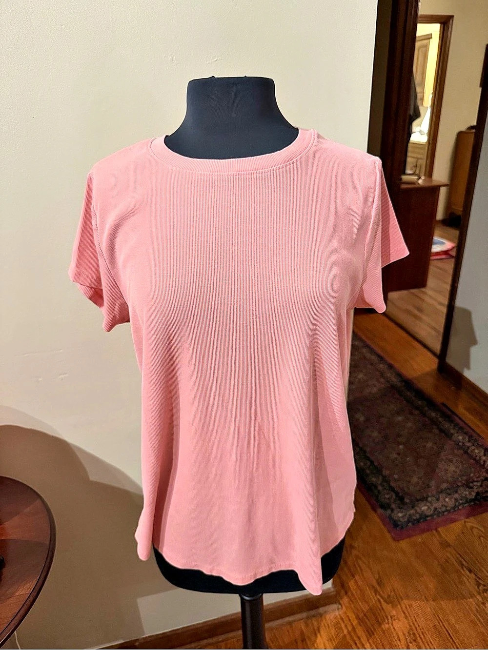 Natural Reflections Pink Short Sleeve Top Size Large Like New